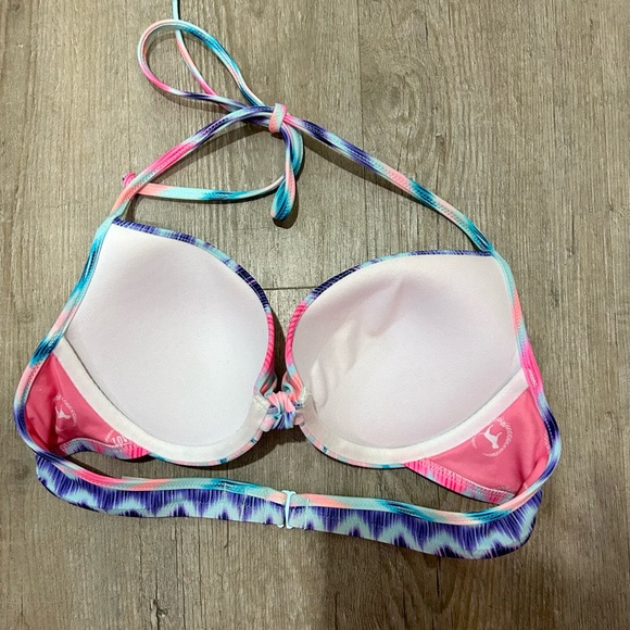 Victoria’s Secret PINK bikini top - Picture 2 of 3